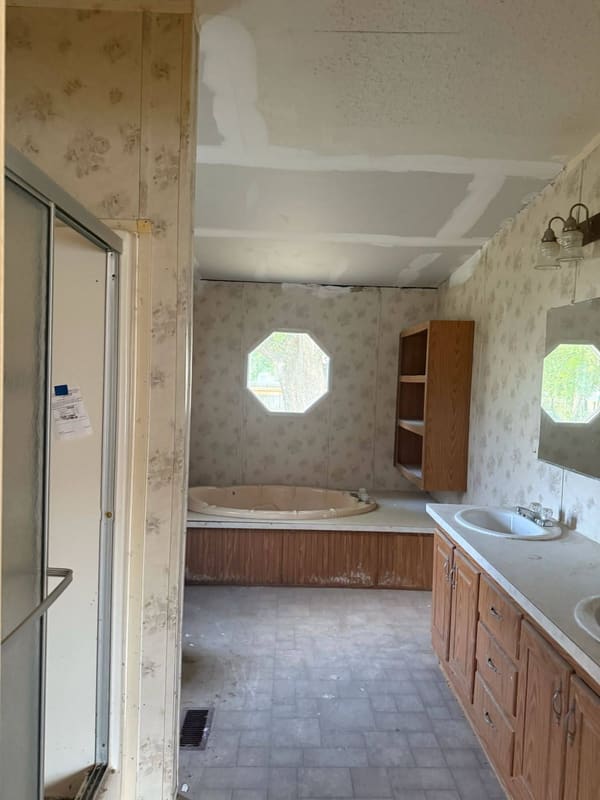 203 Oak Street photo 19