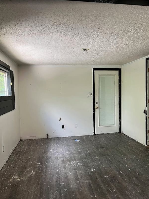4194 Forest Ave W photo 5