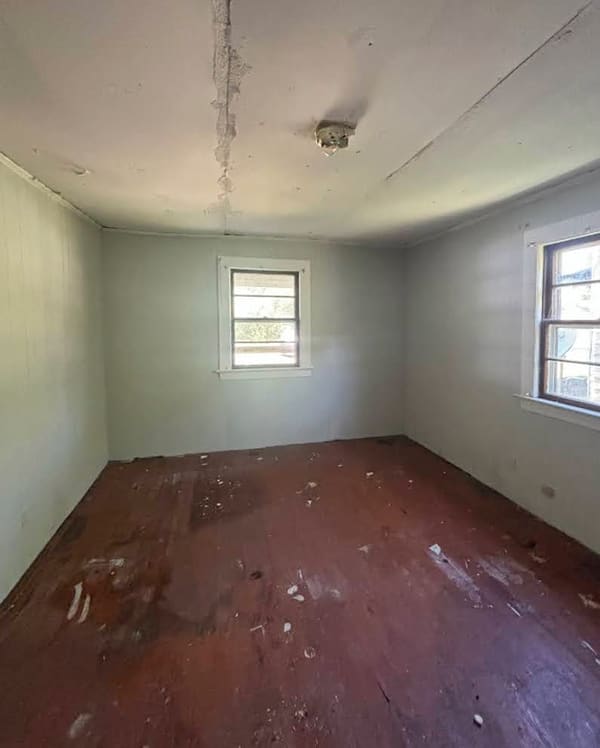219 Olive St photo 4