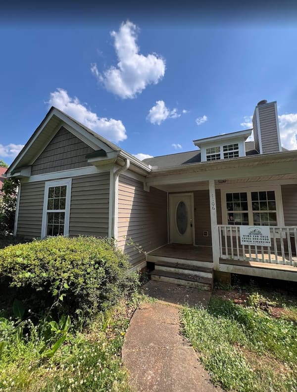 1106 W. Broad Street photo 1
