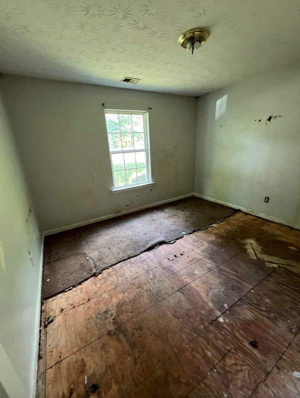 1106 W. Broad Street photo 3
