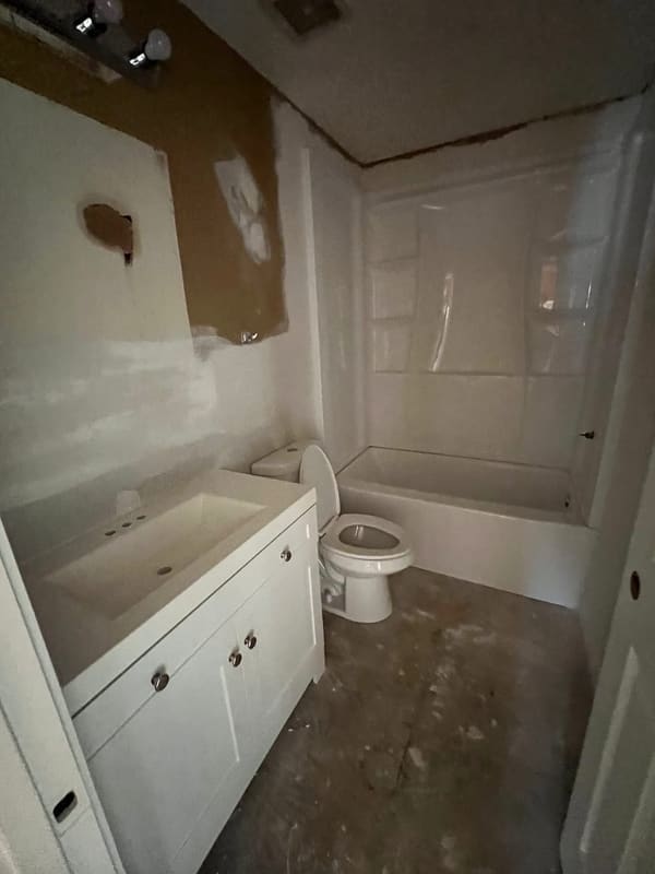 1106 W. Broad Street photo 4