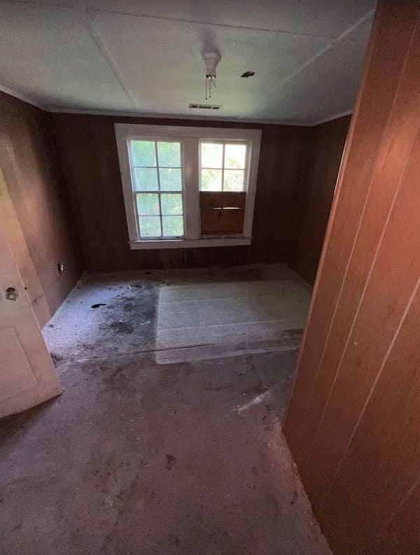 129 Hillcrest Drive photo 15