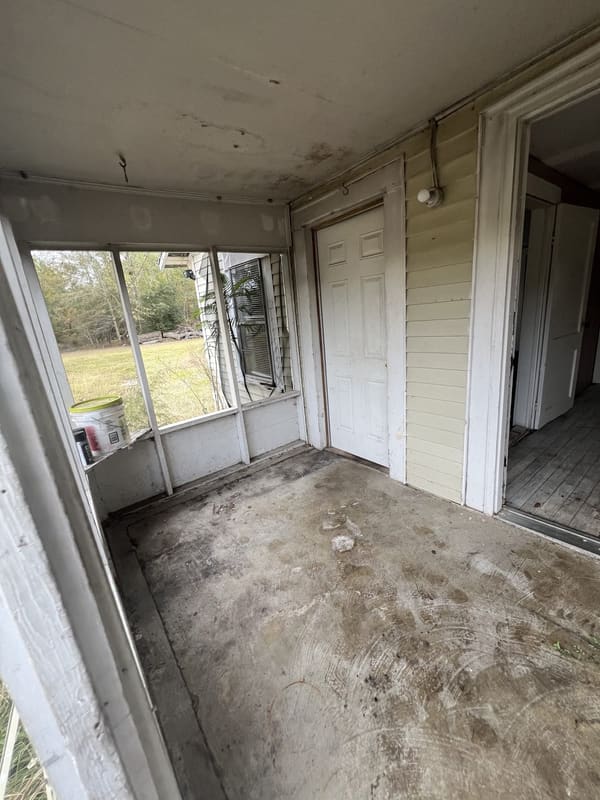 1557 US Highway 221 photo 4