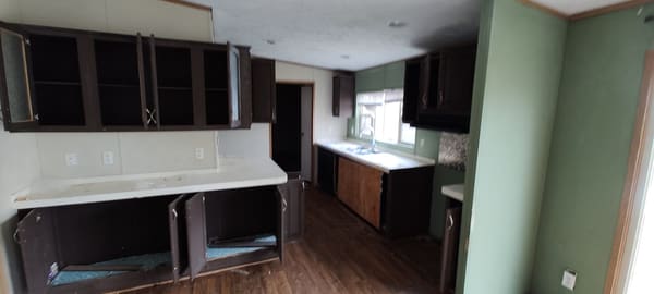 423 Thompson Street photo 4