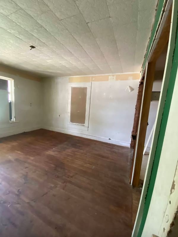 7140 7th Avenue photo 3