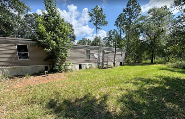 1196 Lackey Ln photo 2
