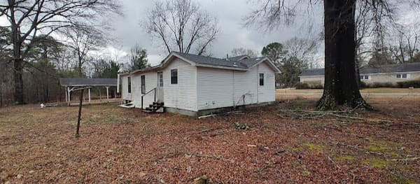 674 Tate Street photo 2