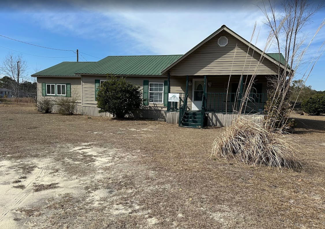 2425 Dixie Acres