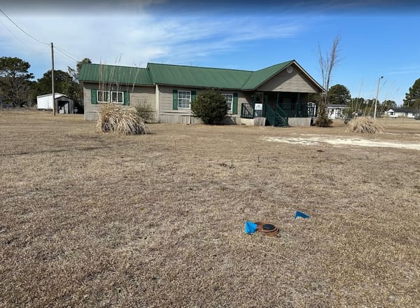 2425 Dixie Acres photo 2