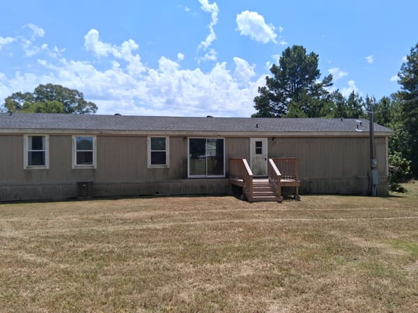 236 Hempstead 203 photo 4