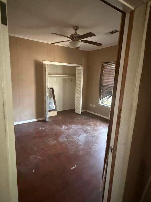 209 East Maple Street photo 14