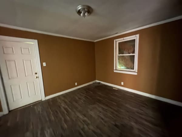 334 Matthews St  photo 8