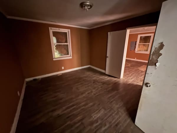 334 Matthews St  photo 10