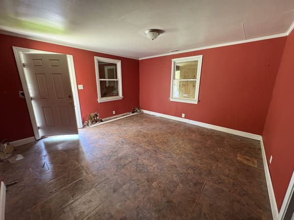 334 Matthews St  photo 11