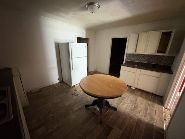 334 Matthews St  photo 13