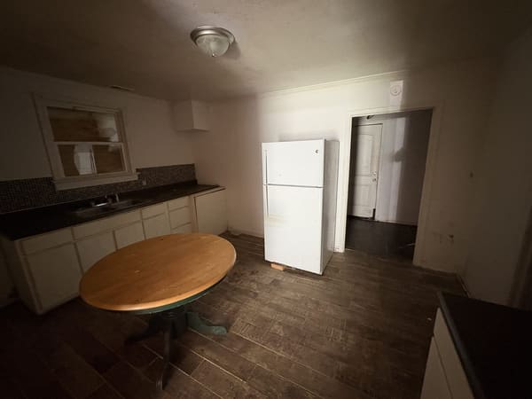 334 Matthews St  photo 16