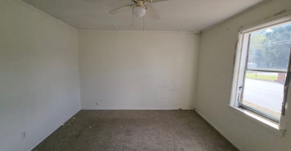 2114 S Madison Street photo 11