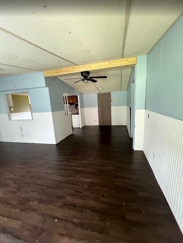 6096 Collins Street photo 11