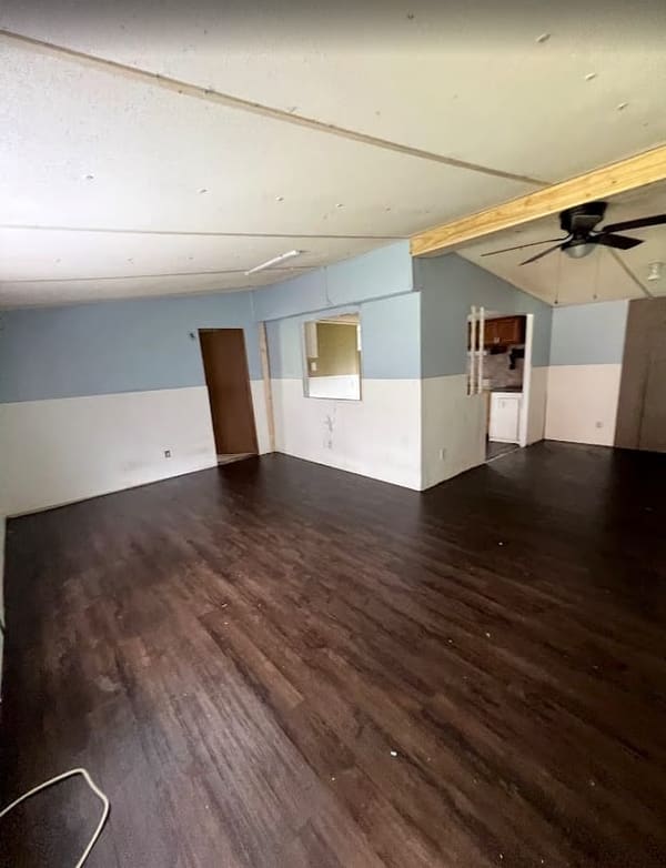 6096 Collins Street photo 12