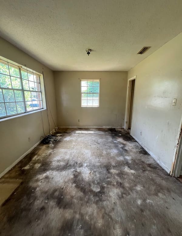 916 Jamestown Drive photo 7