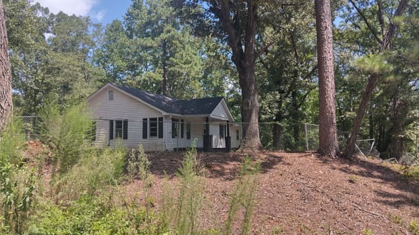 1333 Grant Avenue photo 2