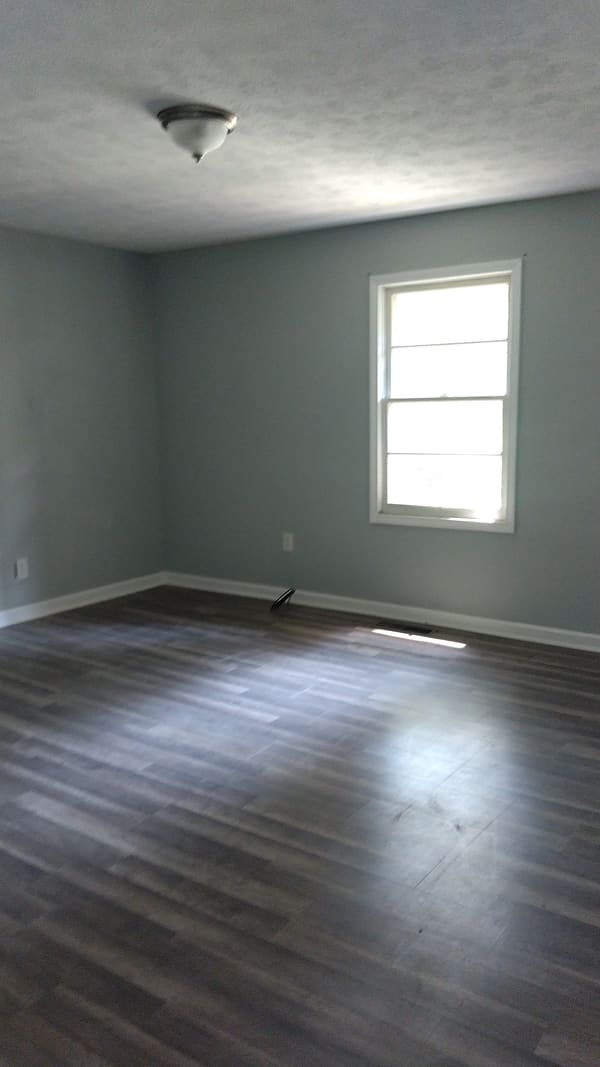1333 Grant Avenue photo 12