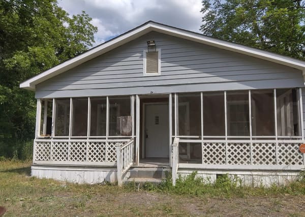 472 Highway 126 photo 1