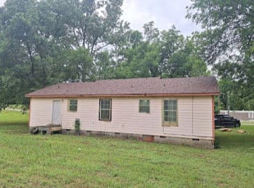 323 Phillips Rd 325 photo 3