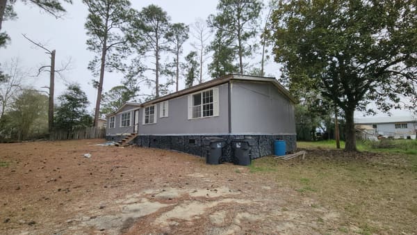 127 Dove Street photo 2