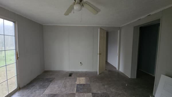 127 Dove Street photo 9