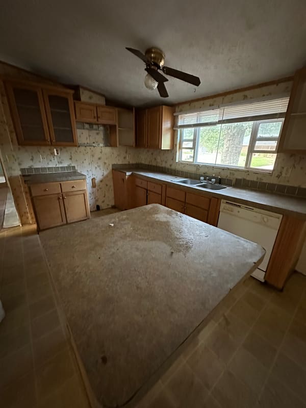 104 Appleridge Road photo 5