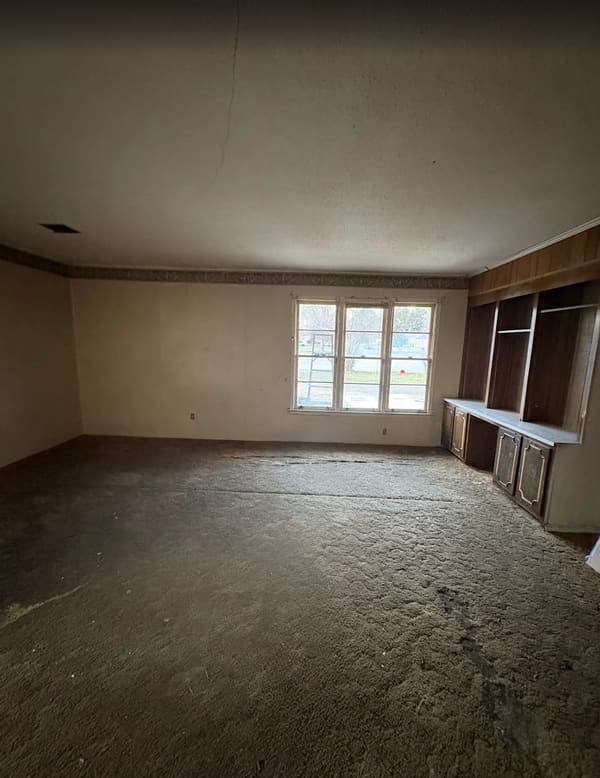 767 Queensbury Drive photo 6