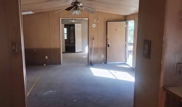 16126 Prairie Lane photo 2