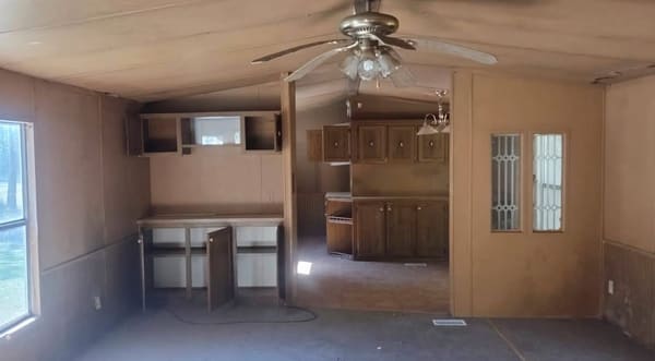 16126 Prairie Lane photo 4