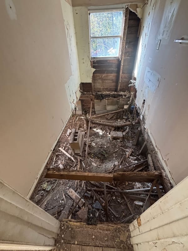 427 Dorsett Avenue photo 4