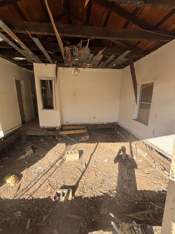427 Dorsett Avenue photo 5