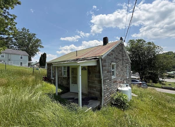 127 Whitley Street photo 3