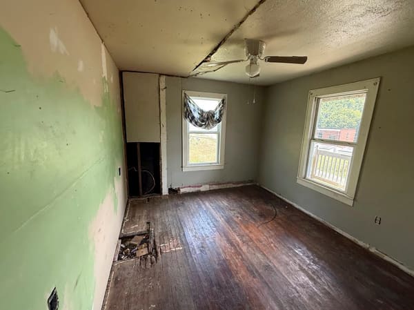 127 Whitley Street photo 8