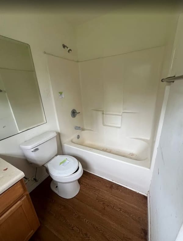 228 S Hudson Street photo 12