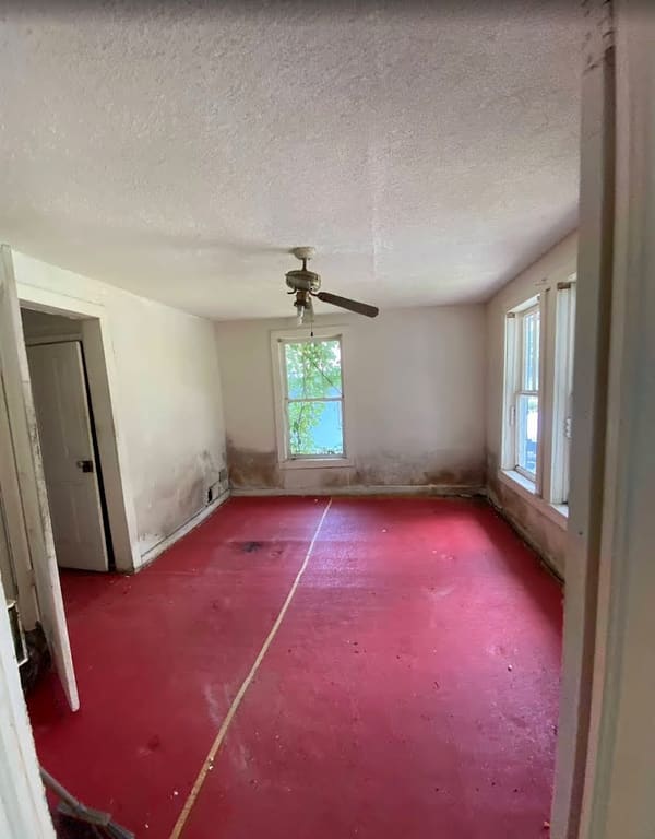 406 Carver Avenue photo 2