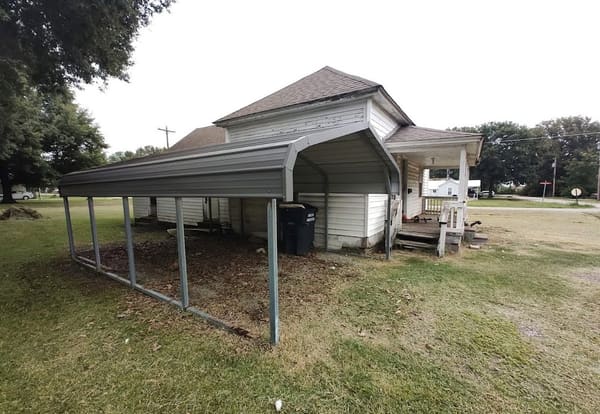 790 E Jackson Street photo 2