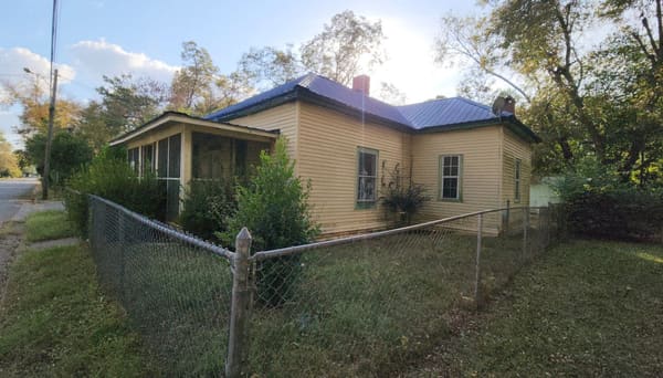 501 N Miller Street photo 2