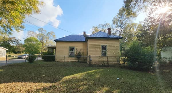 501 N Miller Street photo 3