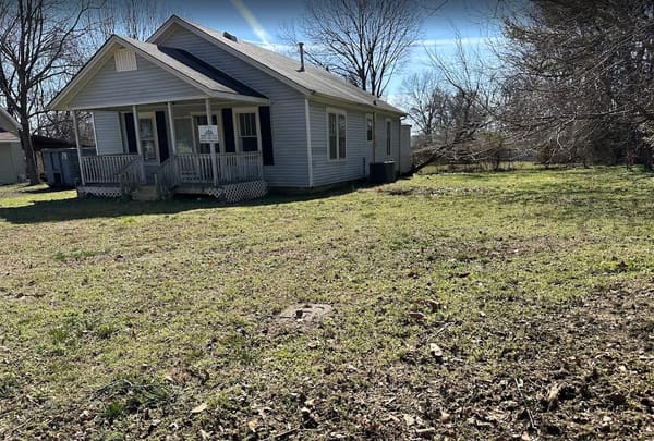 603 Parks Street photo 2