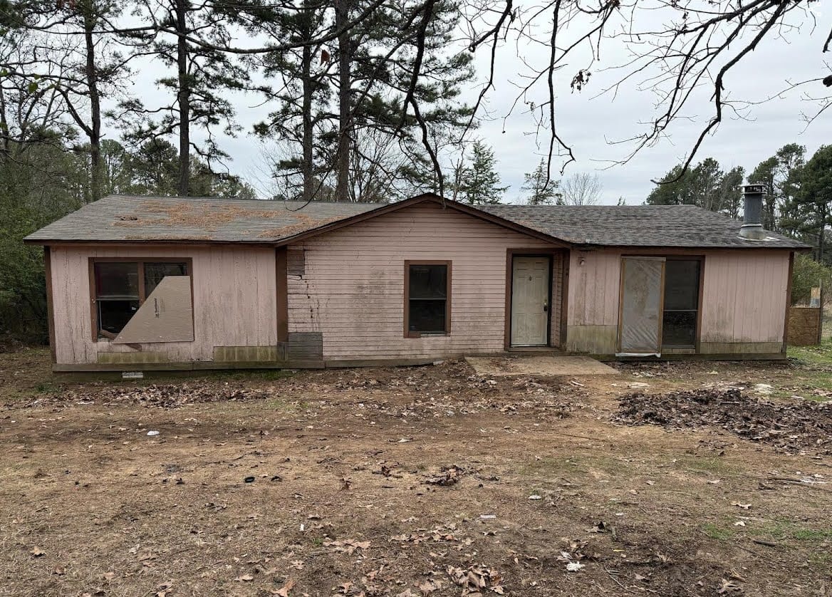 16 Oakwood Drive