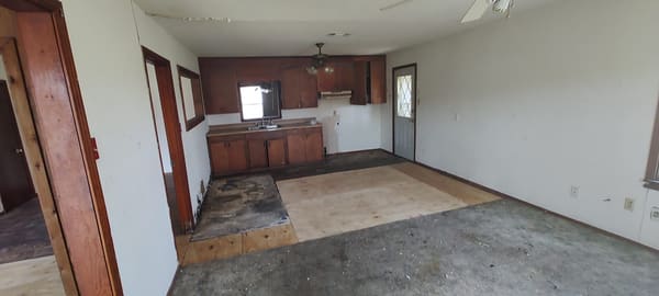 2400 N Bryant Street photo 3
