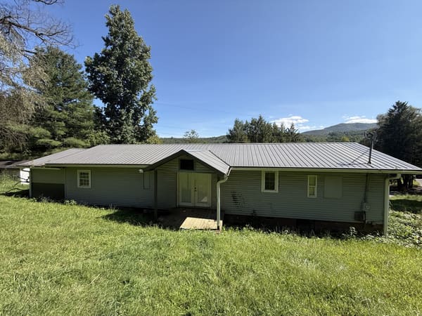 9767 Sulpher Springs Dr photo 4