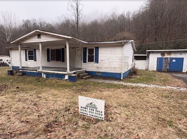 2320 Roda Road photo 2