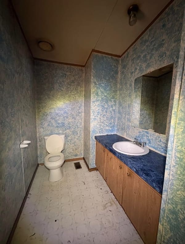 2320 Roda Road photo 12